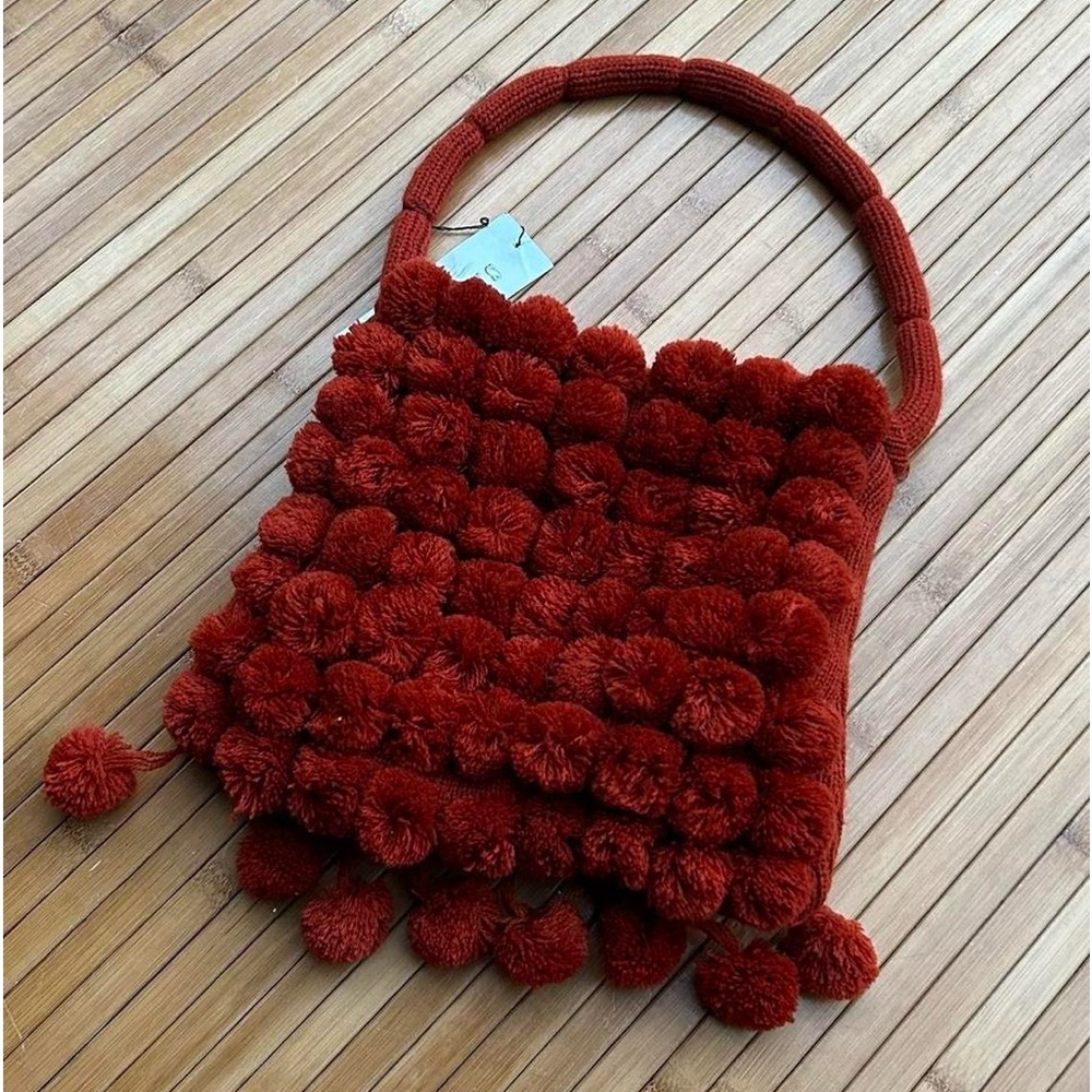 Fluffy textured burgundy Savannah mini tote bag